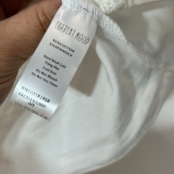 Current Mood lace Up front short puff sleeve top white womens size 1X plus new - Picture 5 of 6